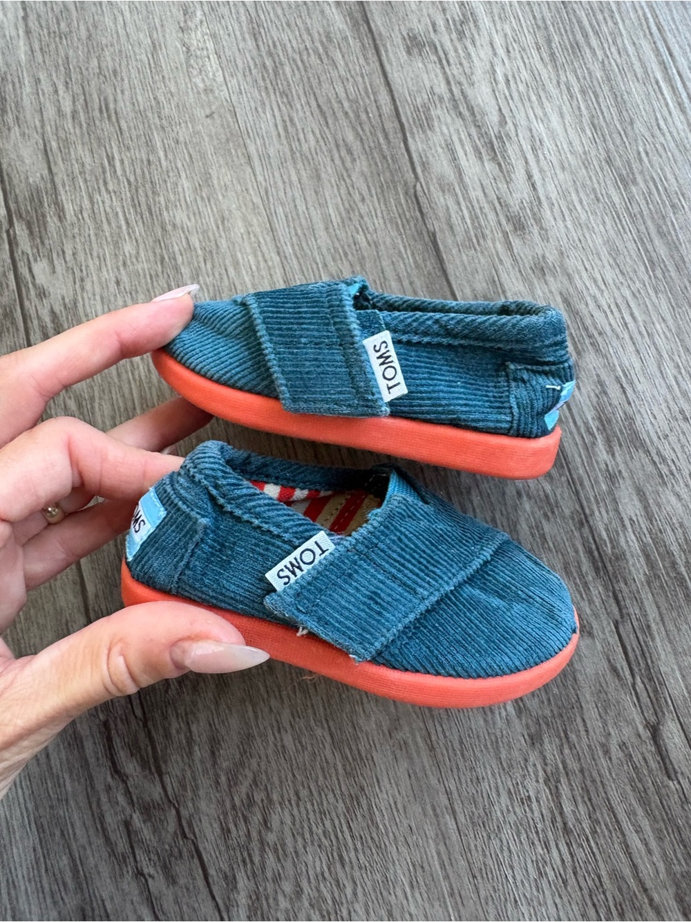 Baby Toms Velcro Shoes